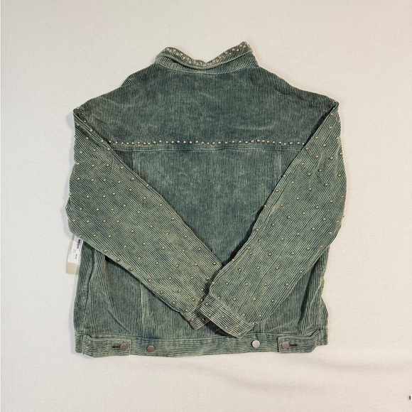 POL Green Corduroy Shacket | Studded Detail | Size M - Picture 2 of 5